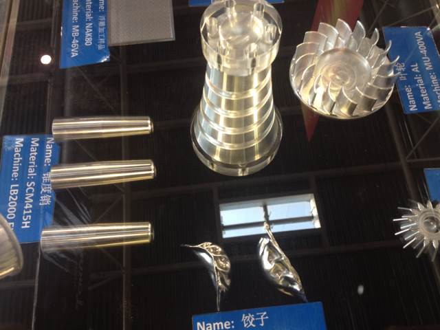 cnc數(shu)控加(jia)工(gong)中(zhong)心
